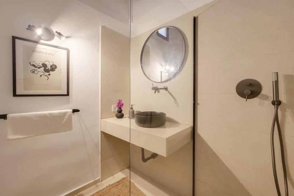 Apartment Copet, Stilvoll Und Ruhig,xxl Pool,daybeds,wifi,klima *